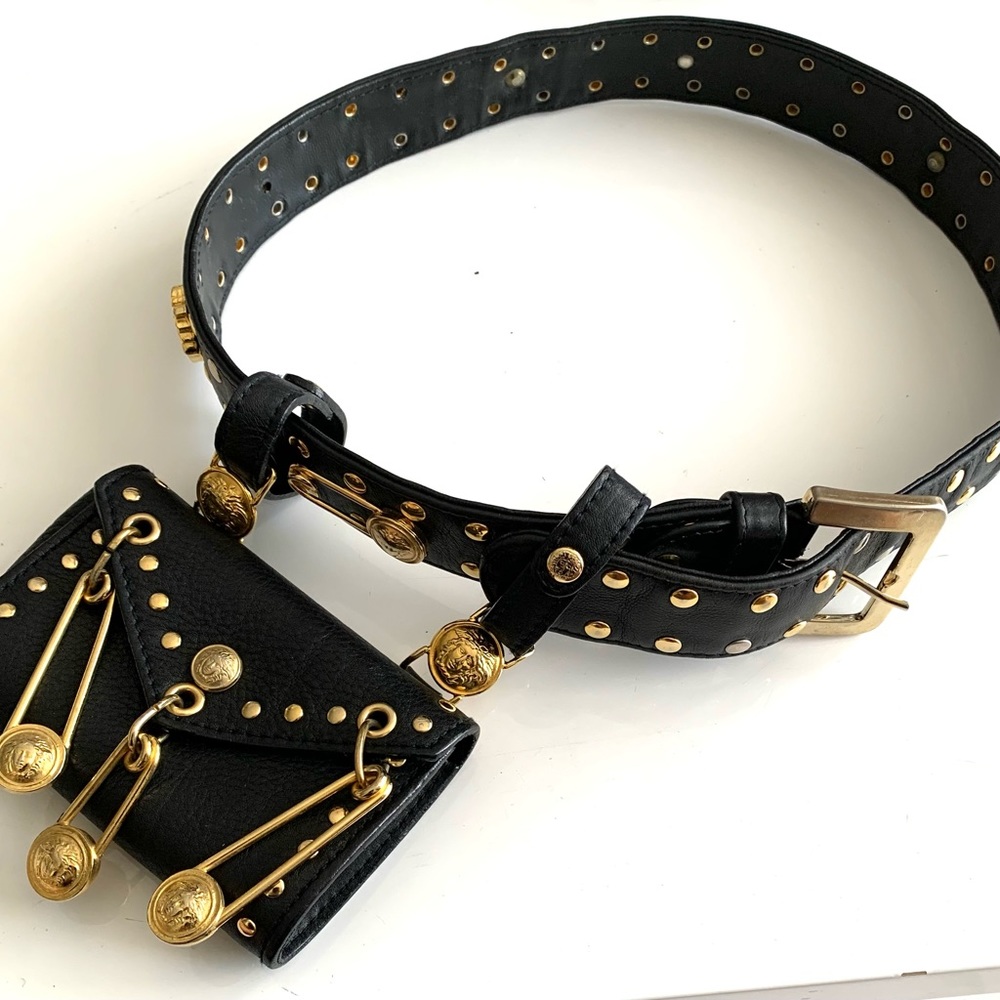 Vintage Versace Black leather Belt with Pouch 70 cm